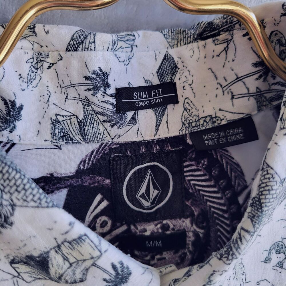 Volcom White Cairo Print Button Down Shirt Size M… - image 7